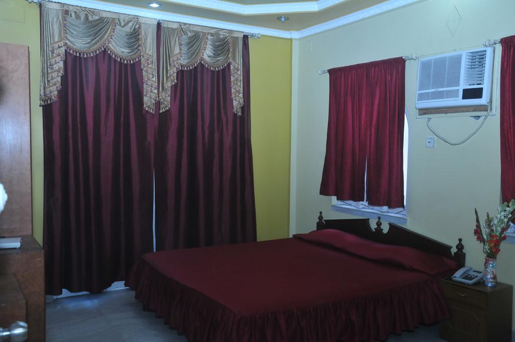 New Hotel White Palace Kolkata Luaran gambar