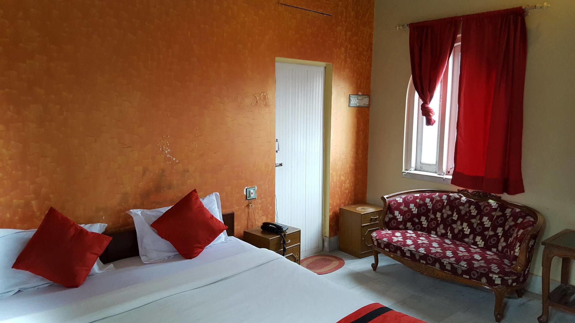 New Hotel White Palace Kolkata Luaran gambar